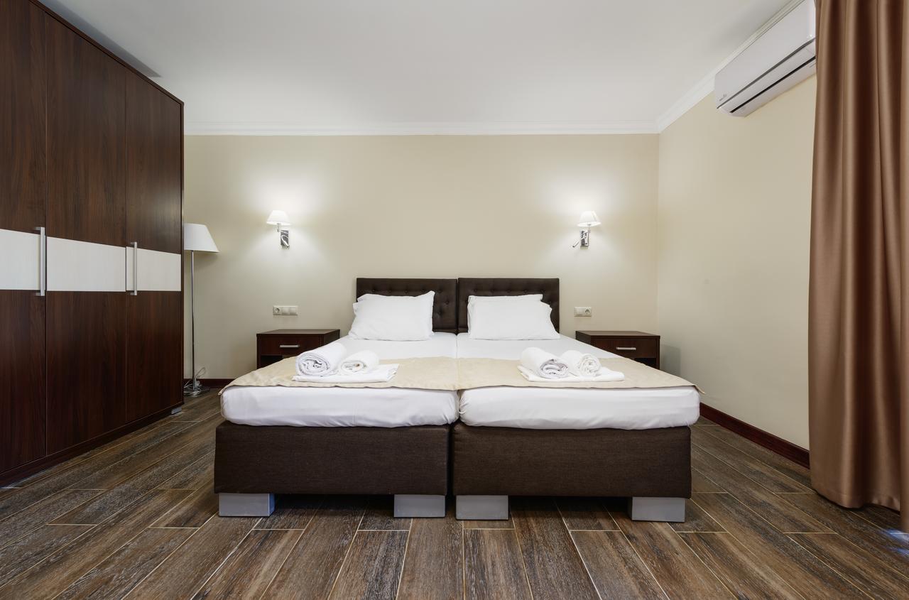 Hotel Cheluskintsev Гагра Екстер'єр фото