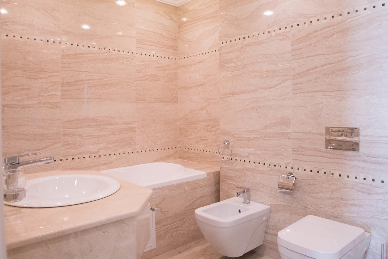 Hotel Cheluskintsev Гагра Екстер'єр фото