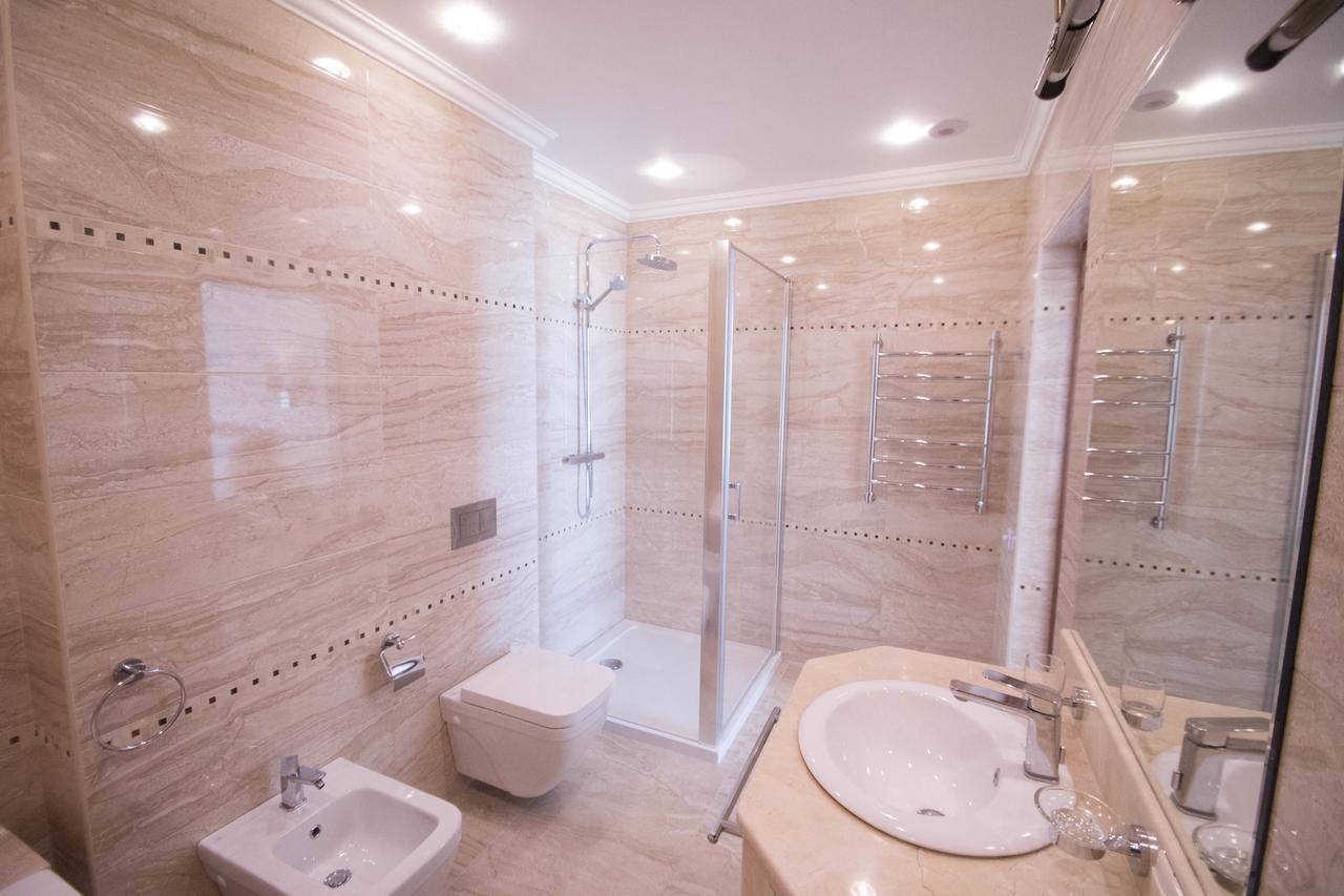 Hotel Cheluskintsev Гагра Екстер'єр фото
