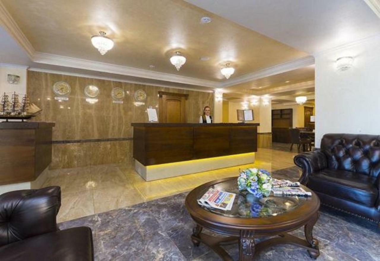 Hotel Cheluskintsev Гагра Екстер'єр фото